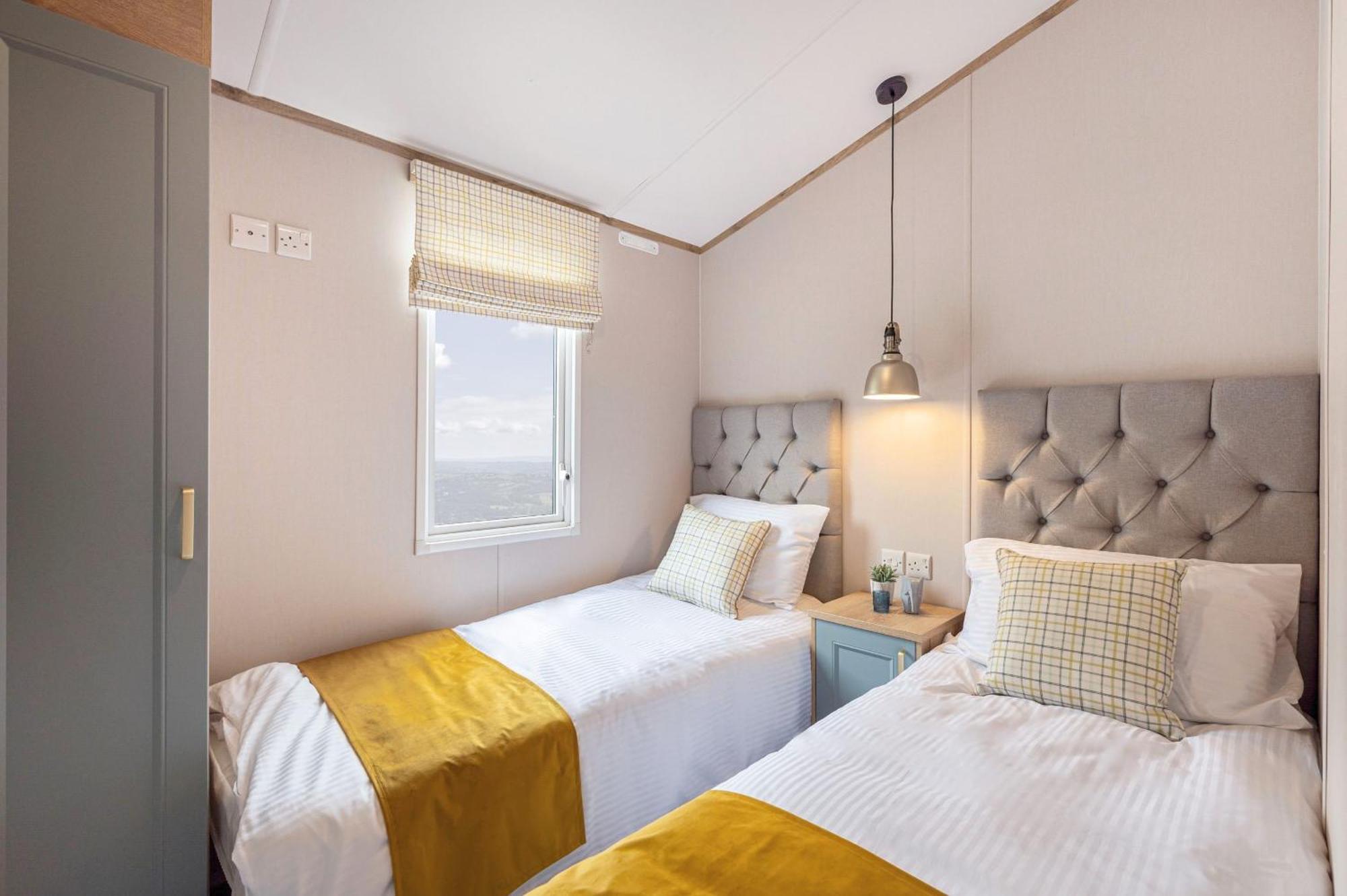 Emma'S Sea View 2-Bedroom Caravan At Durdle Door Near Wareham Dorset Уэст-Лулворт Экстерьер фото
