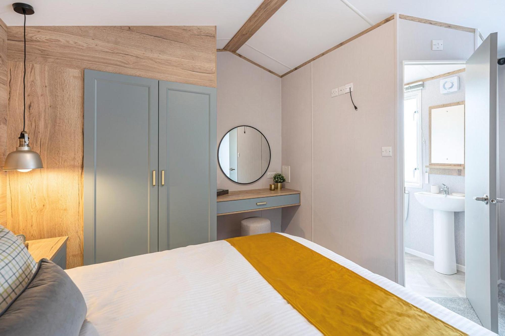 Emma'S Sea View 2-Bedroom Caravan At Durdle Door Near Wareham Dorset Уэст-Лулворт Экстерьер фото